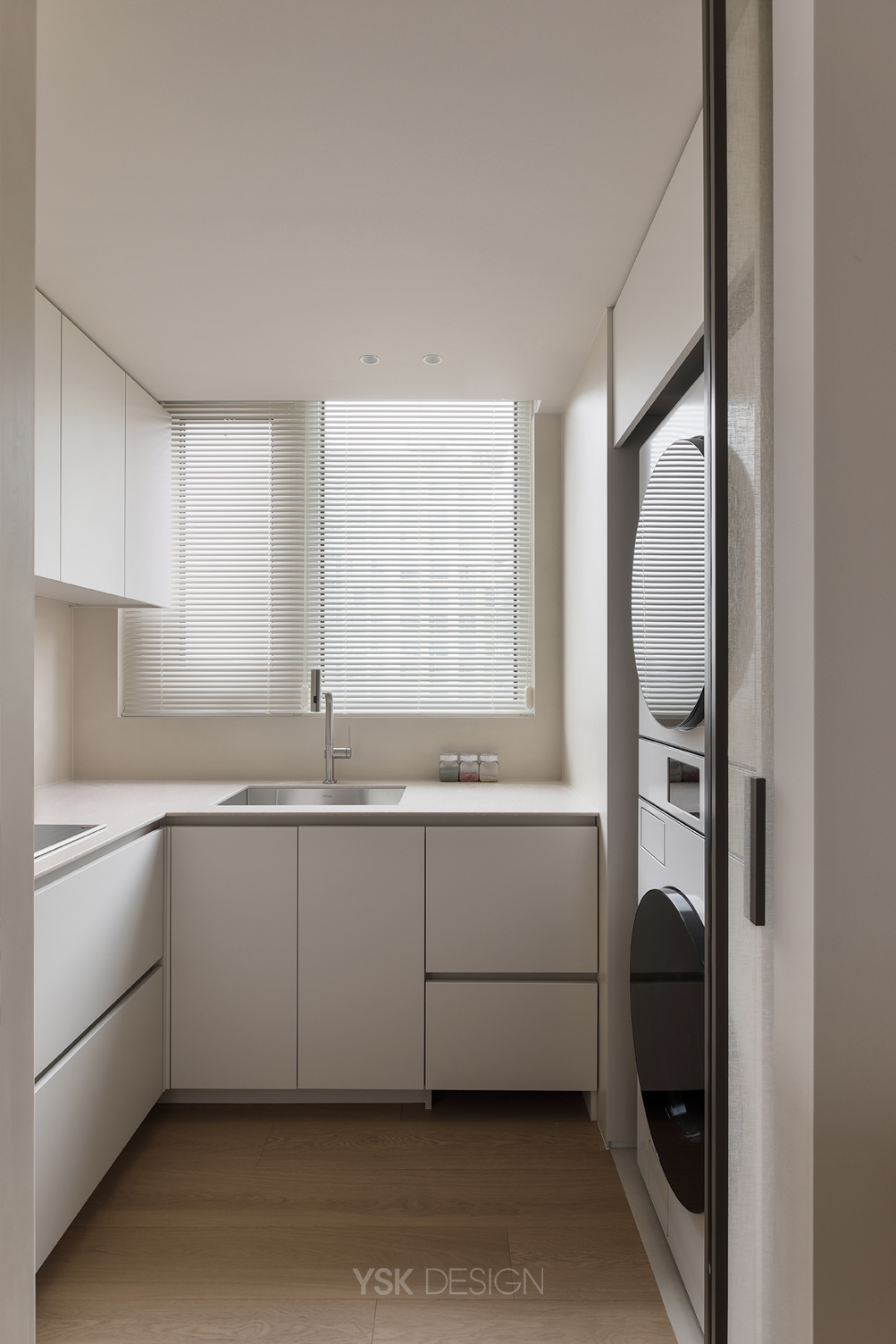 secon kitchen 001.jpg