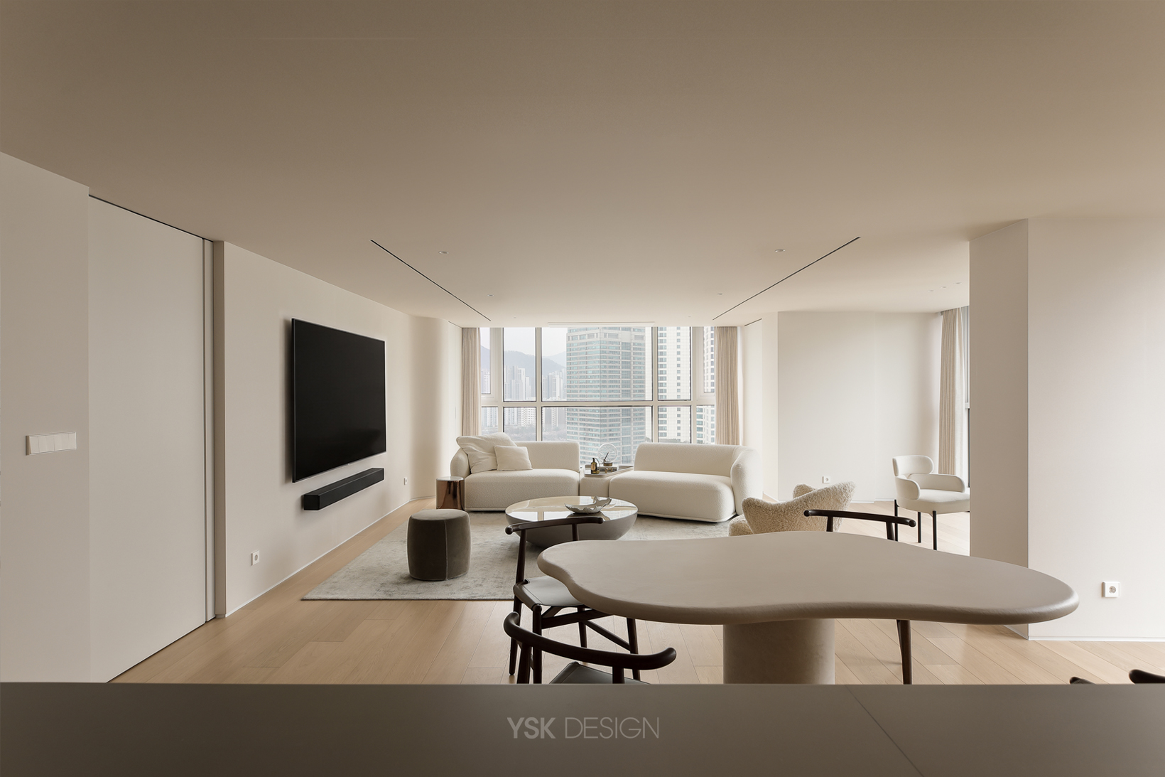 livingroom 014.jpg