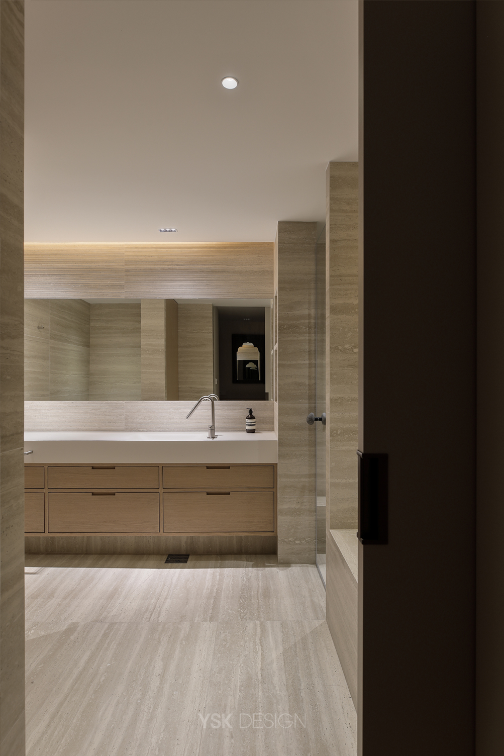master bath 009.jpg