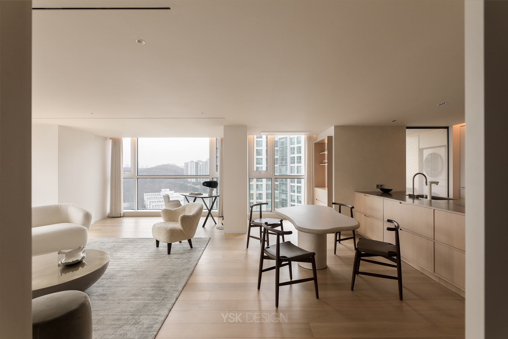 diningroom 001.jpg