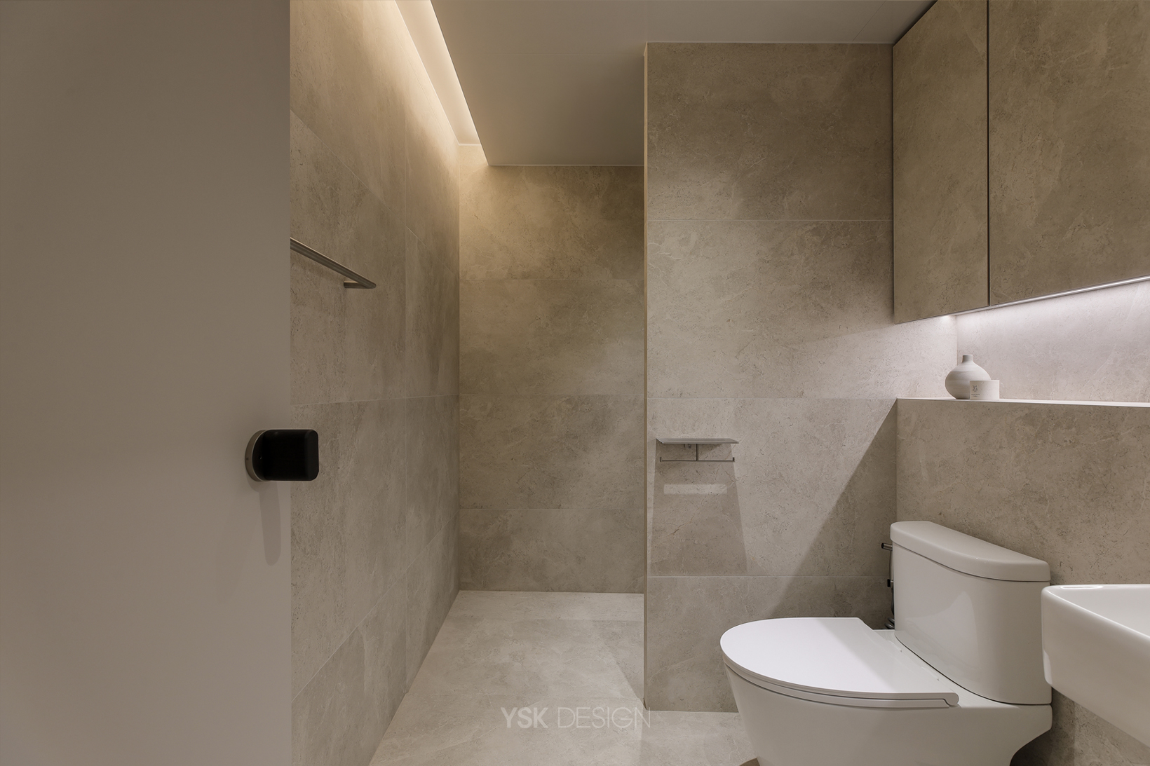 guest bath 001.jpg