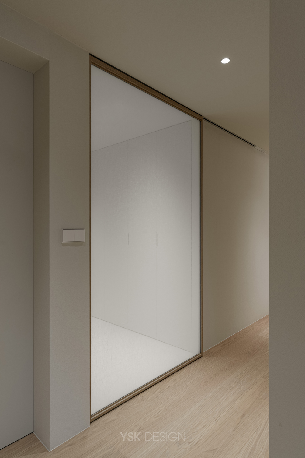 2 (9)_entrance.jpg