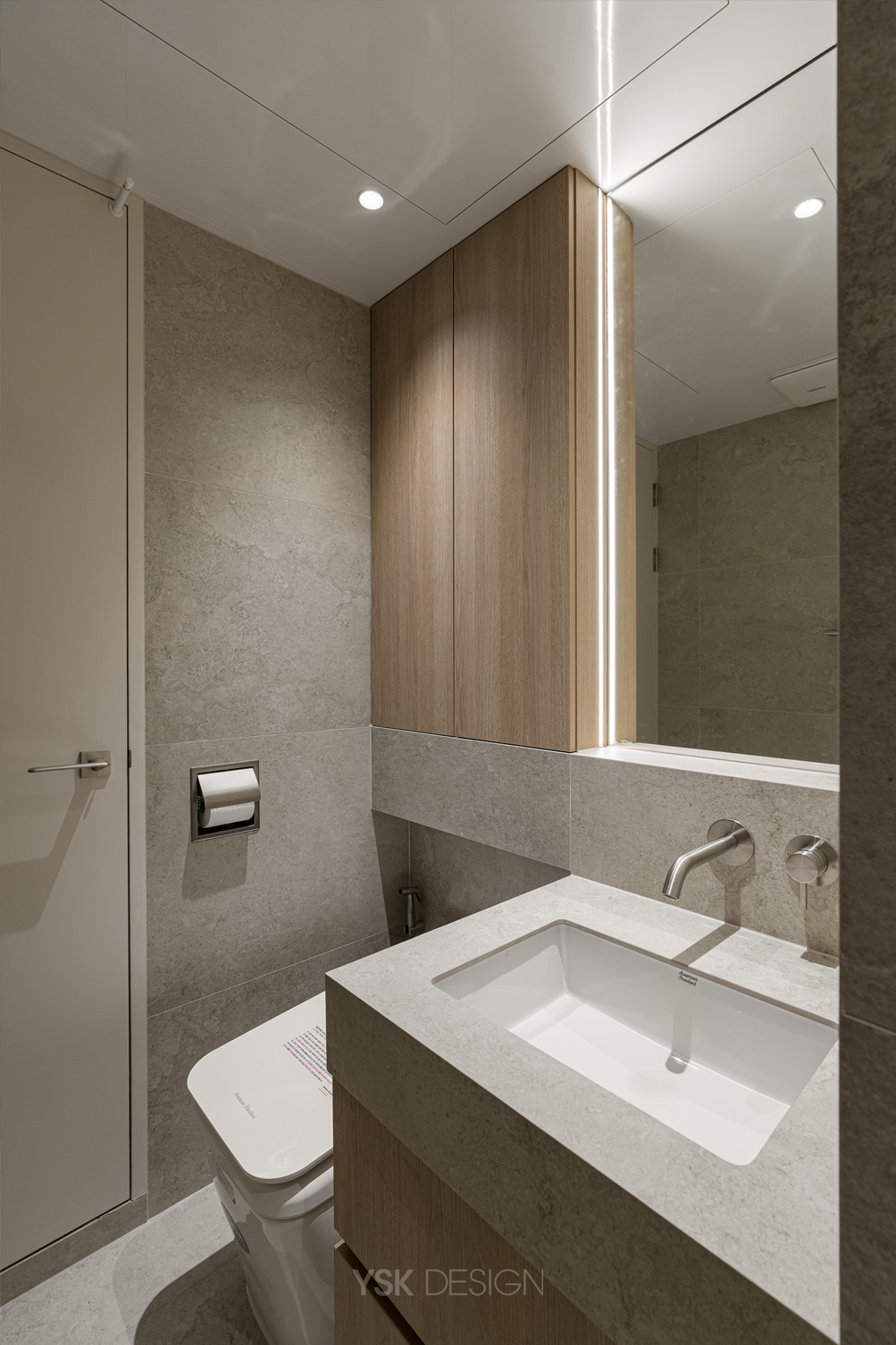 2 (14)_guestbath.jpg