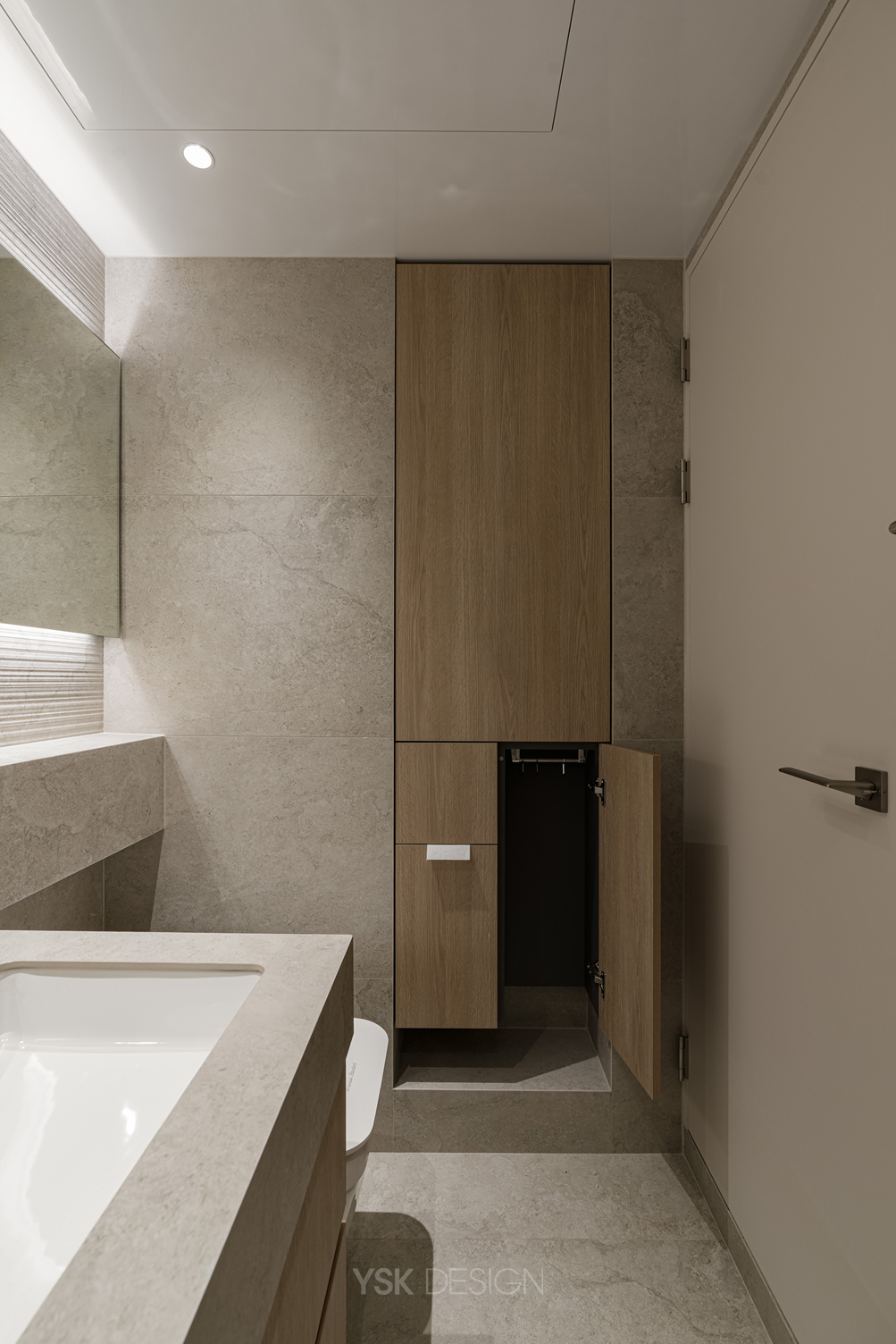 2 (27)__masterbath.jpg