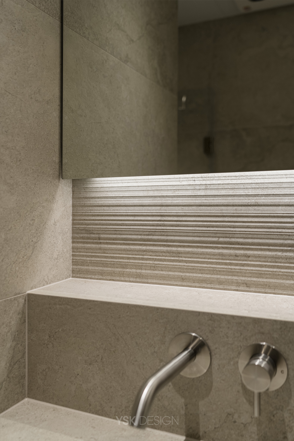 2 (24)_masterbath.jpg