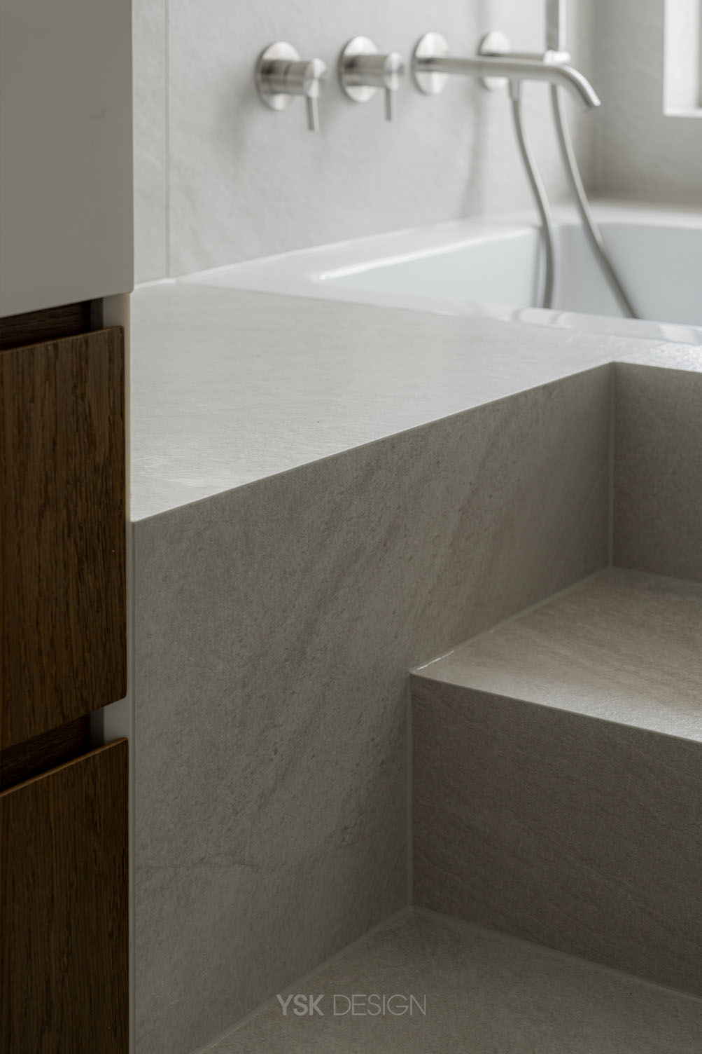 master bathroom 006.jpg