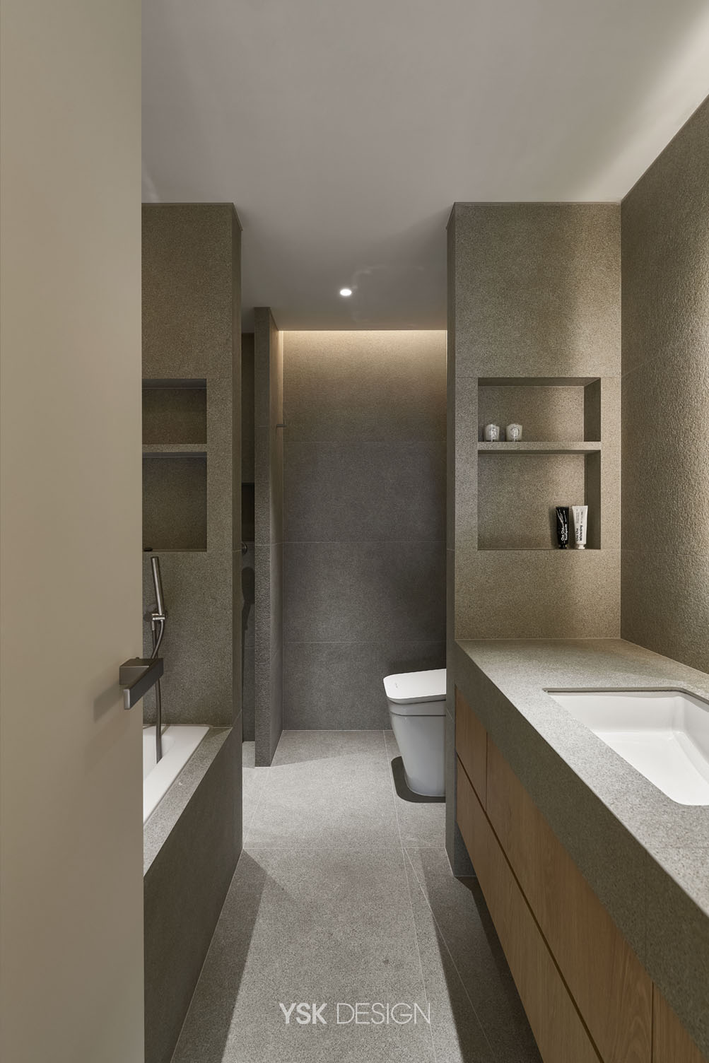 1 (109)_bathroom.jpg