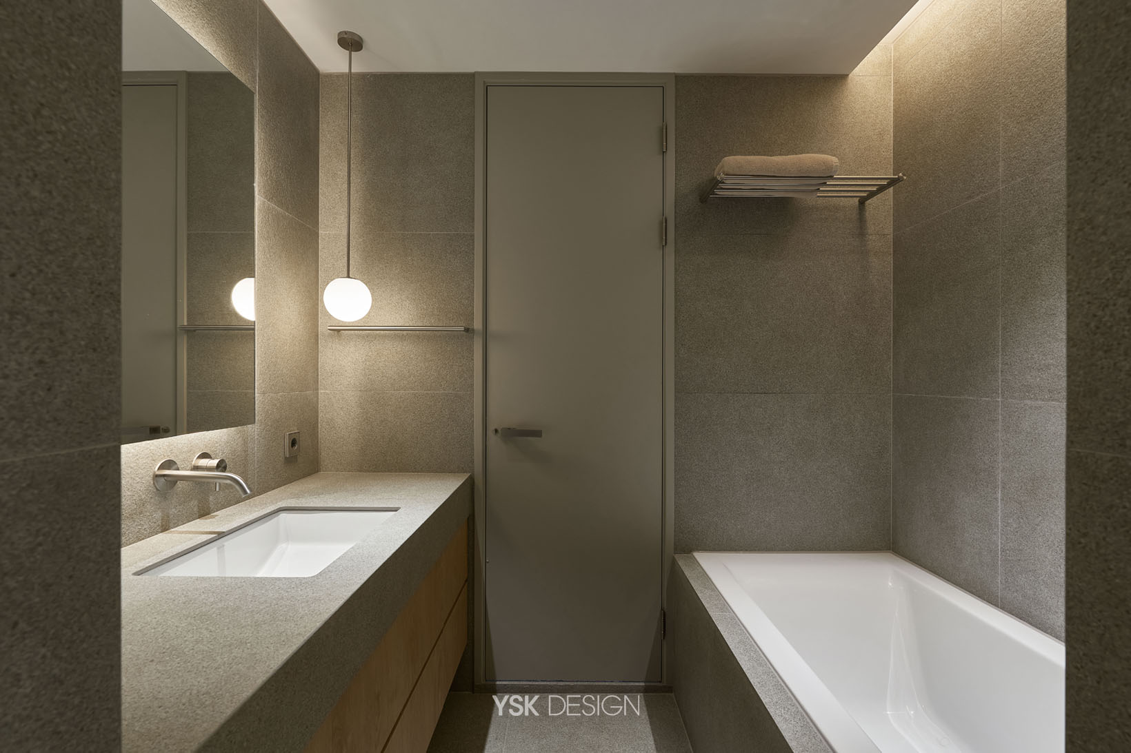 1 (119)_bathroom.jpg