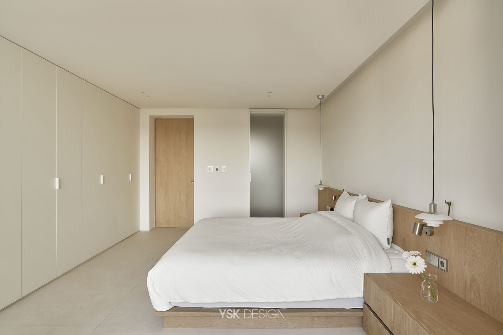 1 (100)_masterroom.jpg