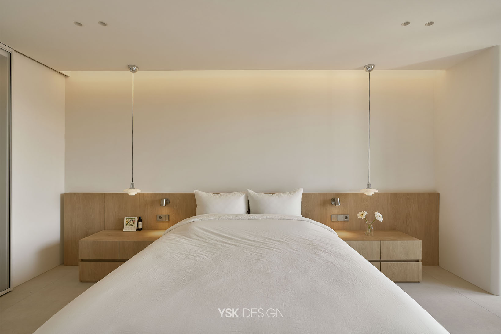 1 (94)_masterroom.jpg