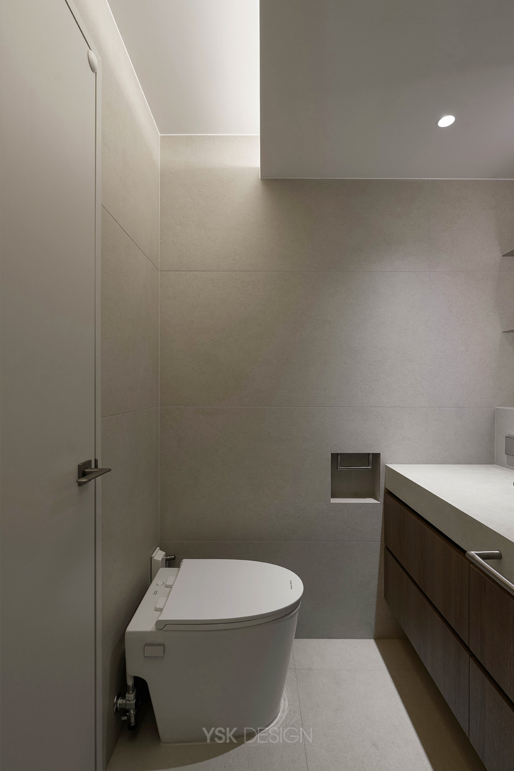 master bathroom 005.jpg